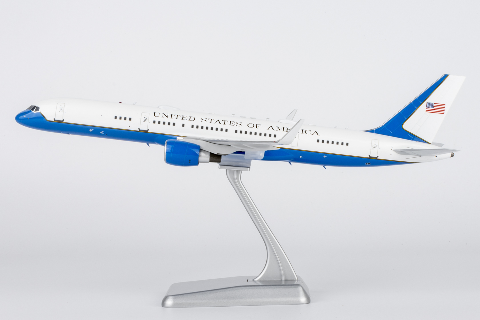 ScaleModelStore.com :: NG Models 1:200 - 42042 - United States
