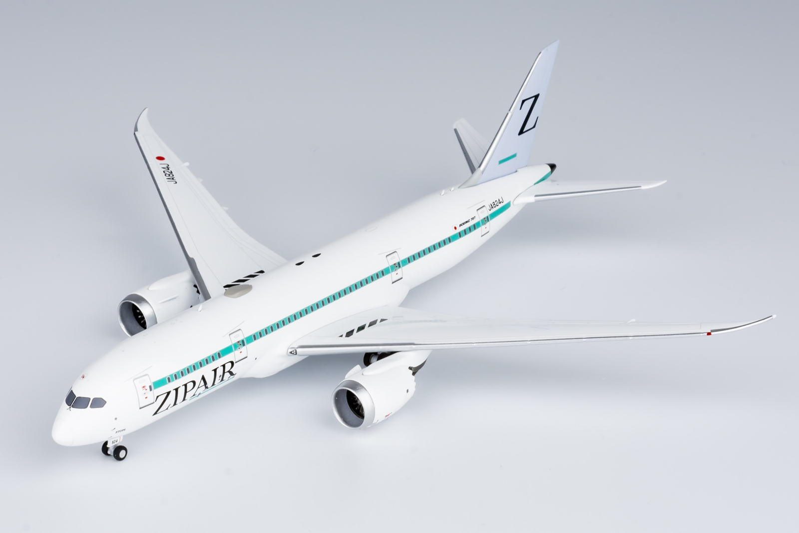 ScaleModelStore.com :: NG Models 1:400 - 59019 - ZIPAIR Tokyo