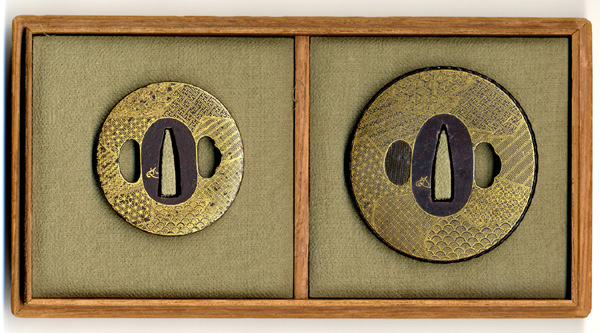 江戸時代 刀装具 金象嵌鍔2点 124g 東Y7-0820ア㉞ 江戸時代 刀装具 金