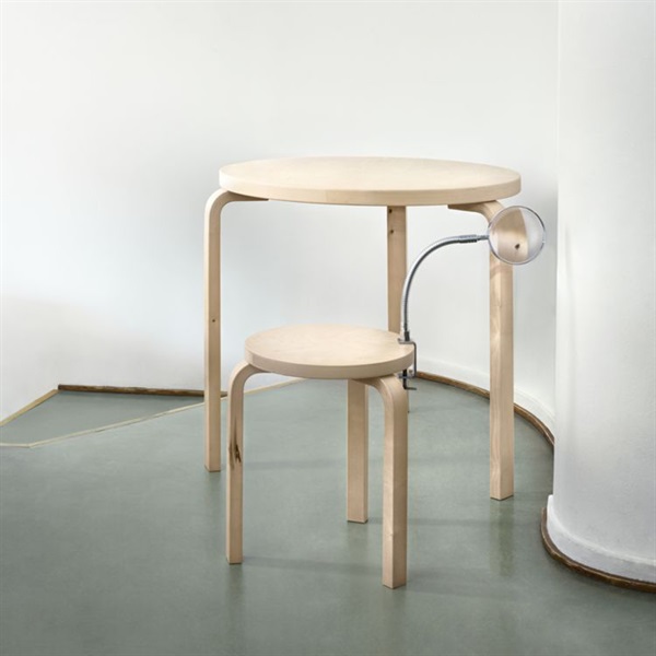 90Bテーブル φ75cm / ワイルドバーチArtek（アルテック） | 公式通販