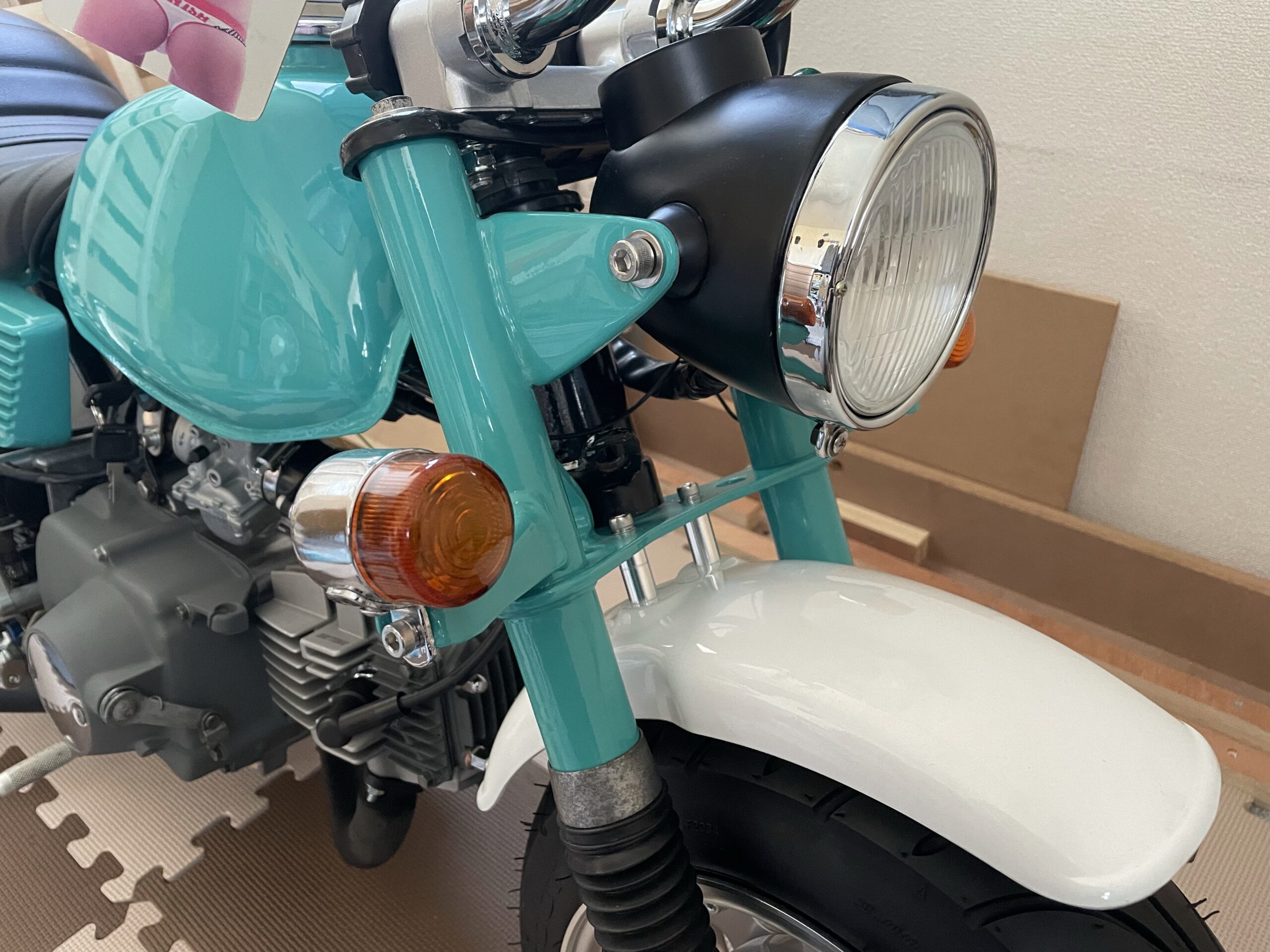 モンキー】4Lと5Lのフロントフォークの違い。流用出来る？シャリーや