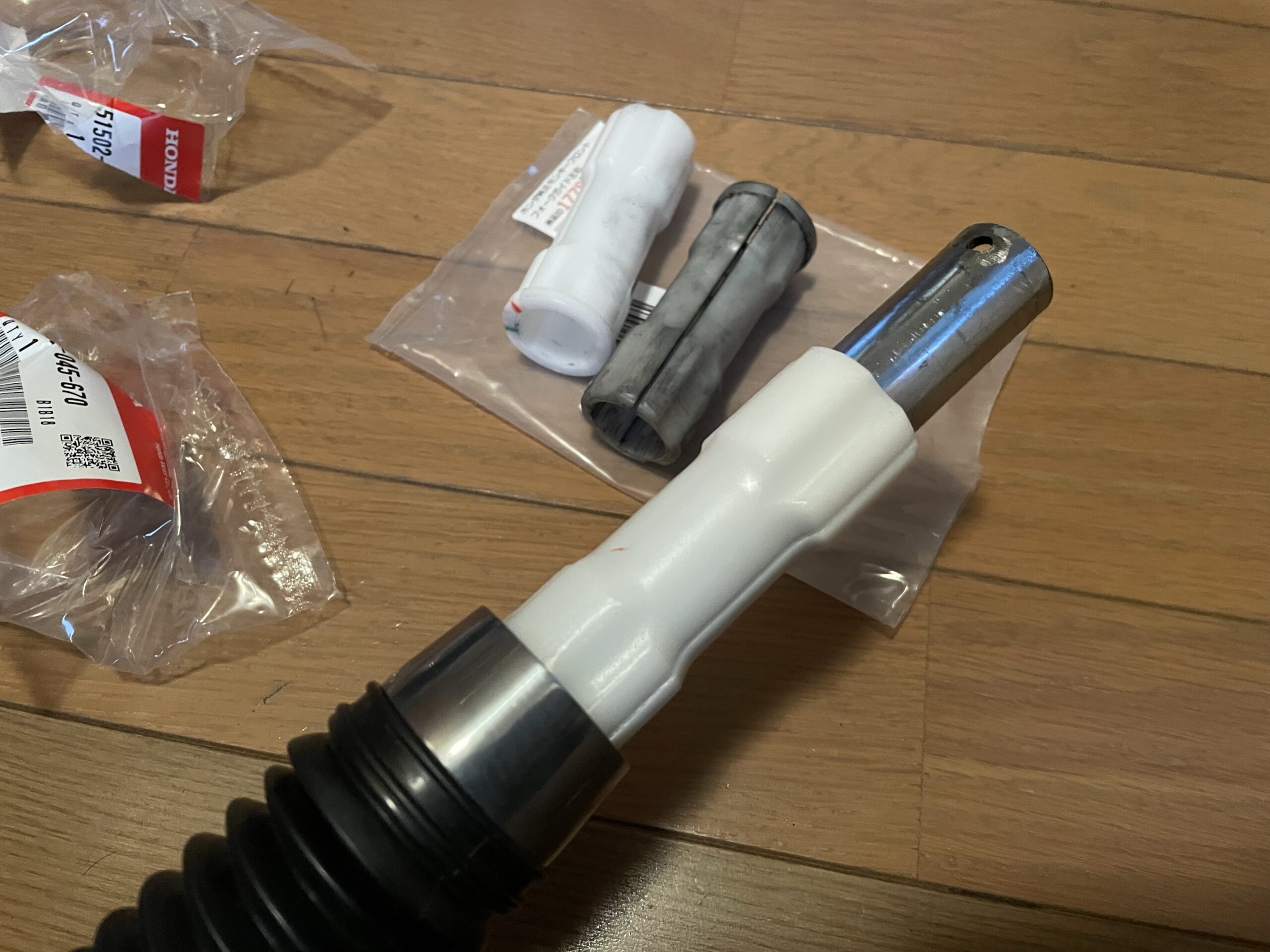 モンキー】フロントフォークのインナーパイプガイド（ブッシュ）の交換