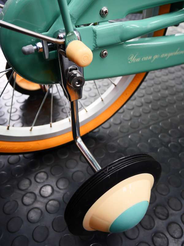 yurilyn様用ブリヂストン HACCHI 18インチ 補助輪付属 yurilyn様用