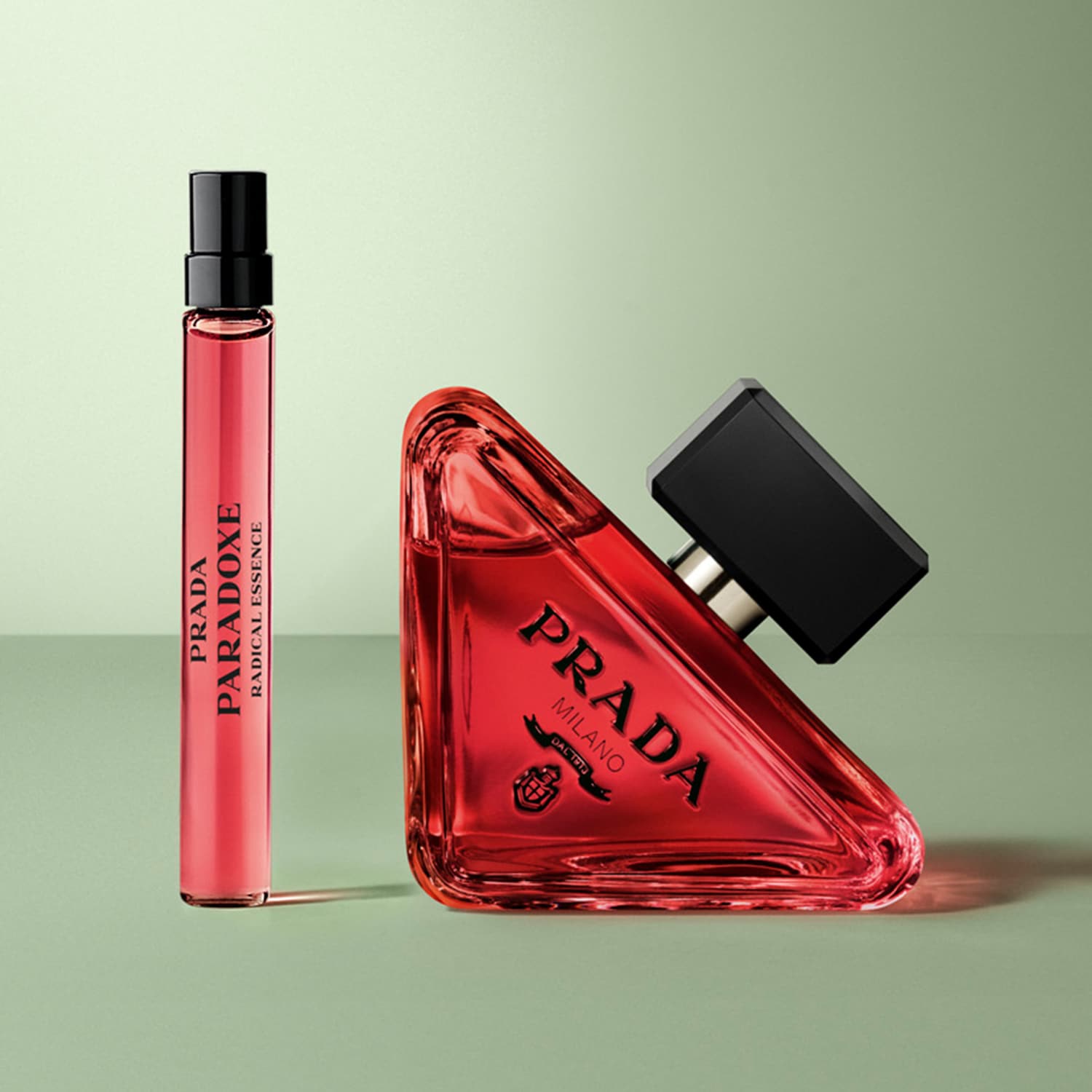 Paradoxe Radical Essence Parfum Travel Spray with Sandalwood