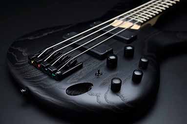 あらゆるベーシストのこだわりに応えるベース 島村楽器 × Ibanez