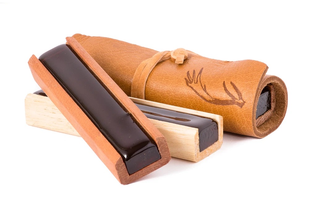 弾き心地・音が変わる松脂！Leatherwood Rosin Bespokeとは…？｜島村