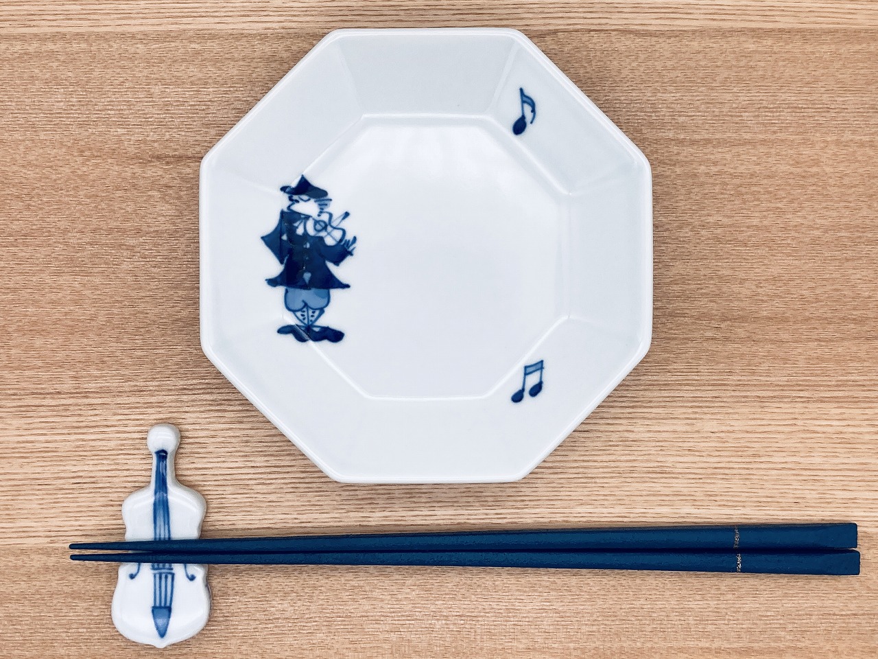 ハーモニーシリーズ バイオリン正八角銘々皿 しん窯青花