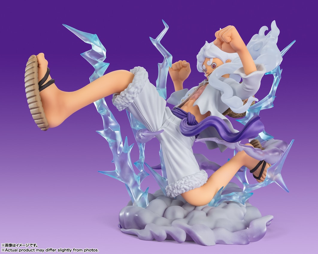 Monkey.D.Luffy – Gear5 Gigant Collectible Figure by Tamashii