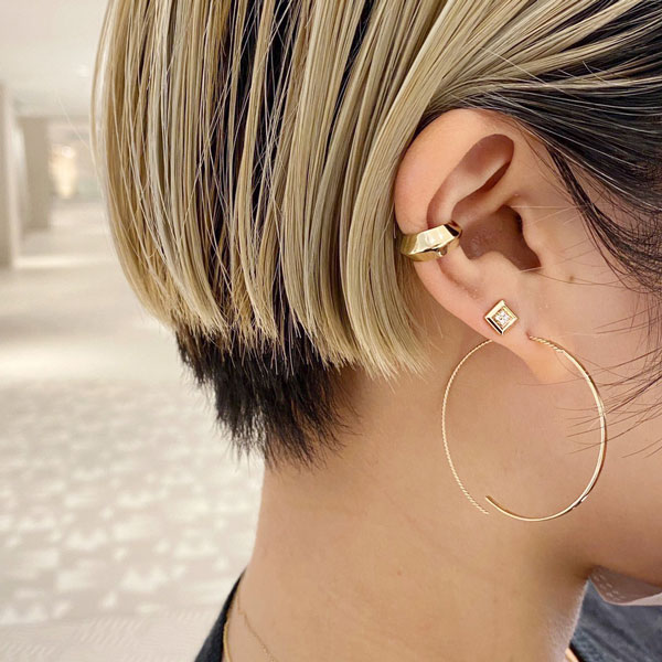 DIAMOND SQUARE PIERCED EARRING(6JP5012)｜SJX公式ONLINE STORE