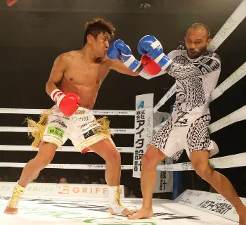 15年大みそかにエキシビジョンマッチで山本“KID“徳郁さんと対戦した