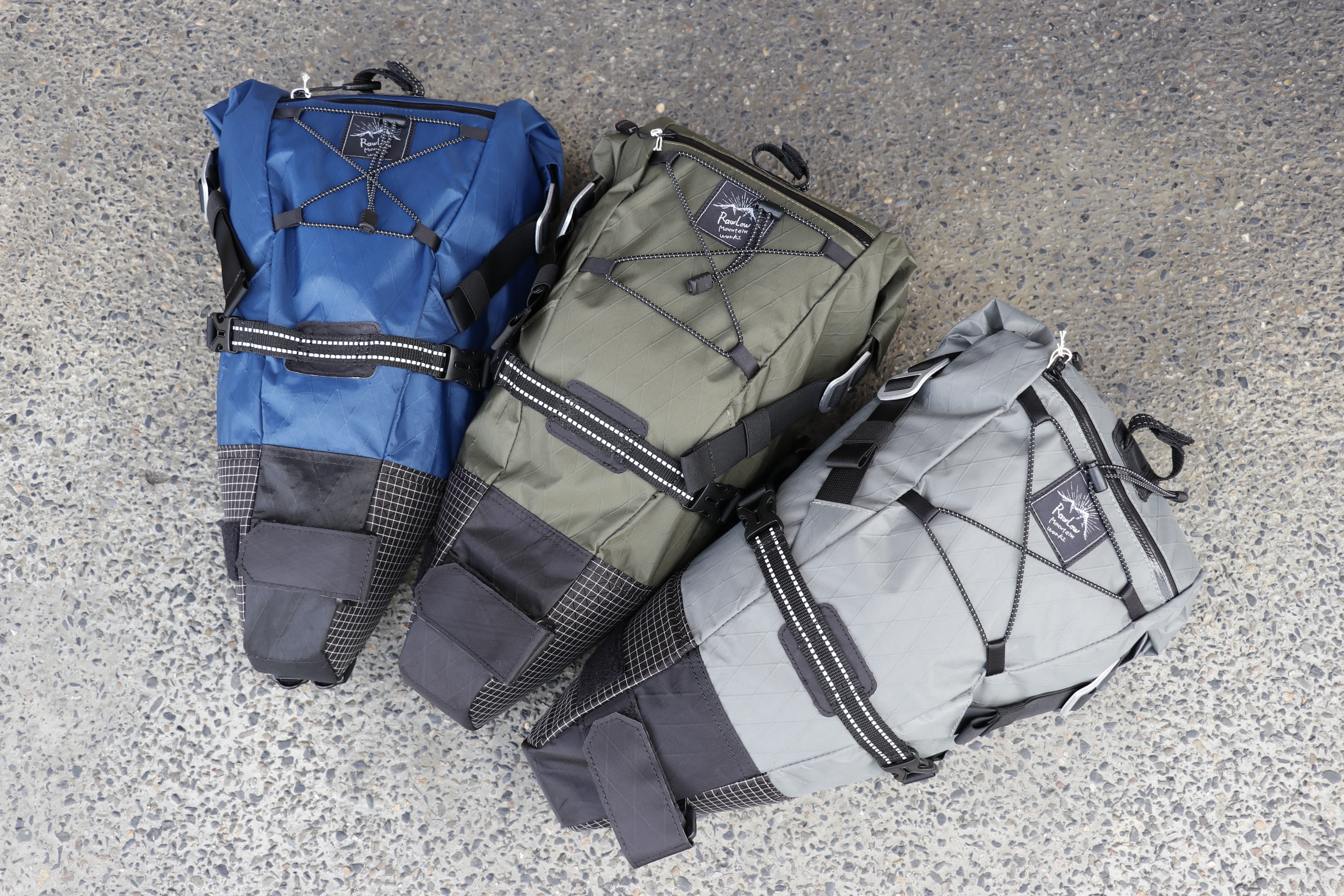 BLOG NEWカラーも増えて再入荷！！”バックパックにもなるサドルバッグ