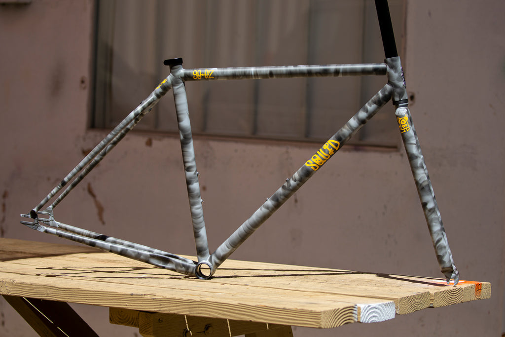 SOEZ V3 - Smoke - Size Small – Squid Bikes