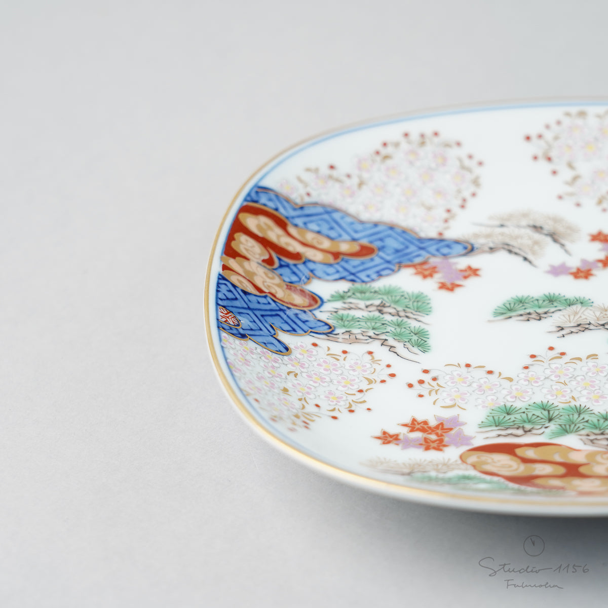 有田焼 春秋紋 銘々皿 15cm 其泉窯の通販｜【公式】スタジオイイコロ