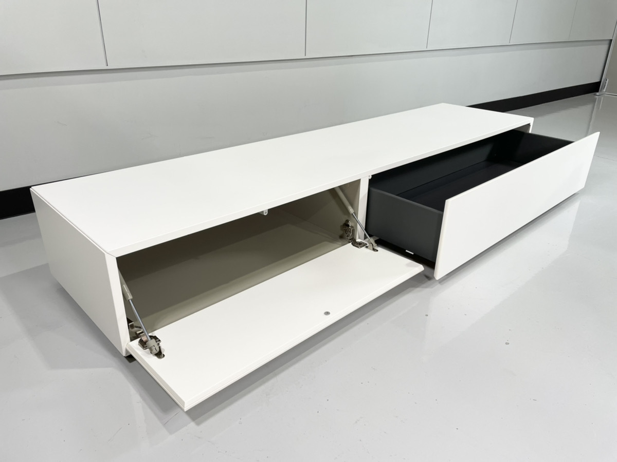 KaguUru online store（カグウルオンラインストア） / BoConcept
