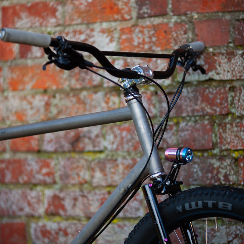 Stridsland anchor bar (raw)