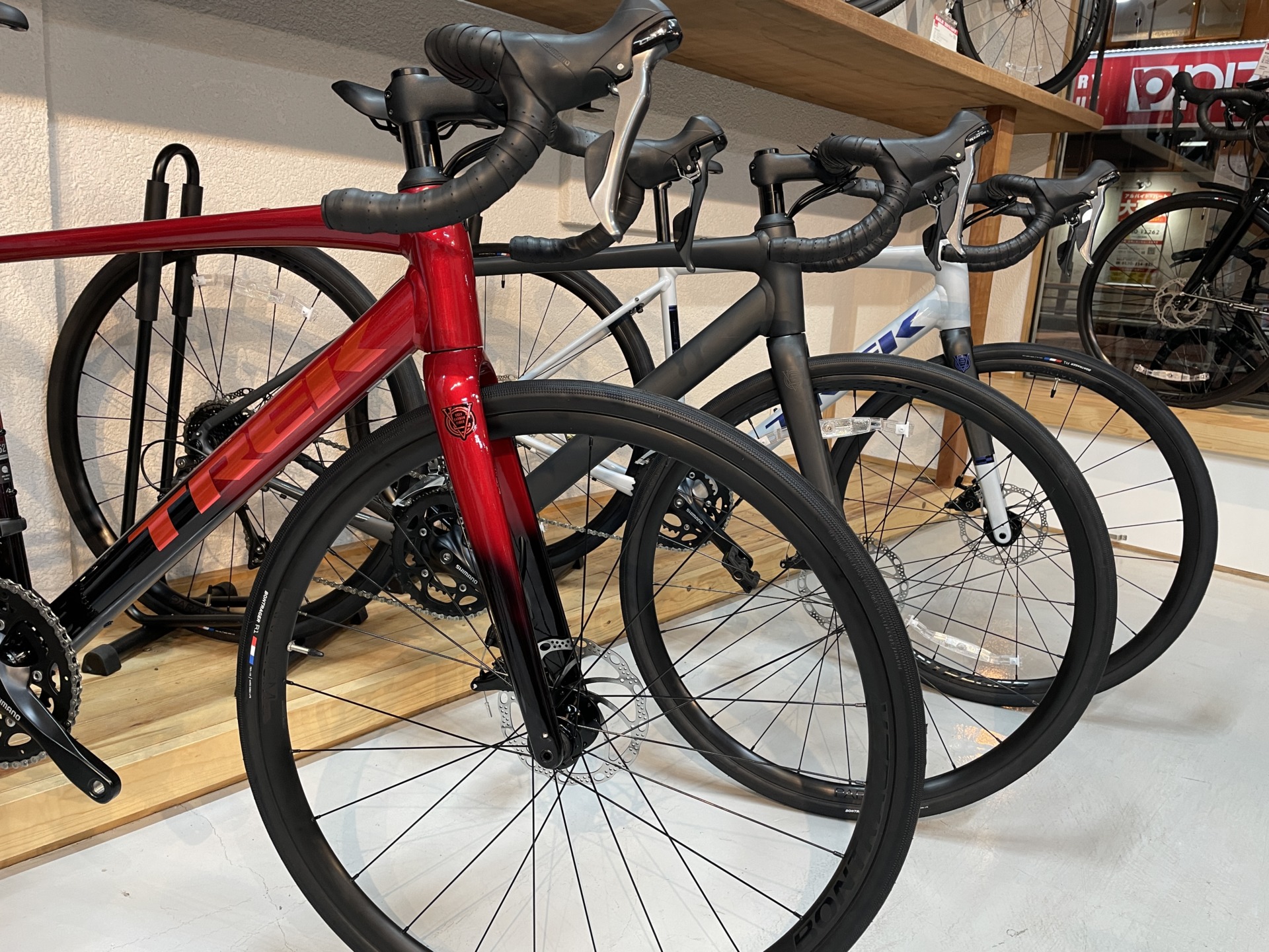車体説明】TREKより新型Domane AL 2 Gen 4を紹介します【実車カラー