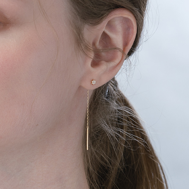 DIAMOND SKINNY PIERCED EARRING(片耳用)(2JP1063)K10 ピアス｜スター