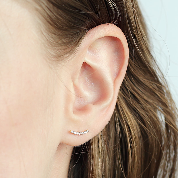 DIAMOND LINE PIERCED EARRING(片耳用)(2ZP1589)K18 ピアス｜スター