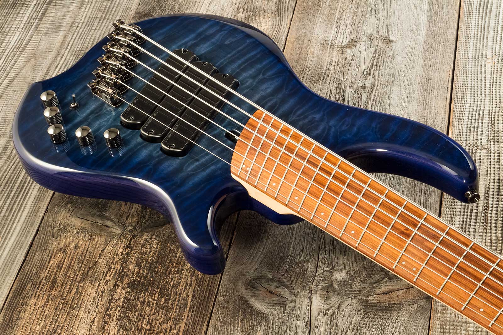 Dingwall Combustion 3-Pickups 6-Strings (PF) - indigo burst Solid