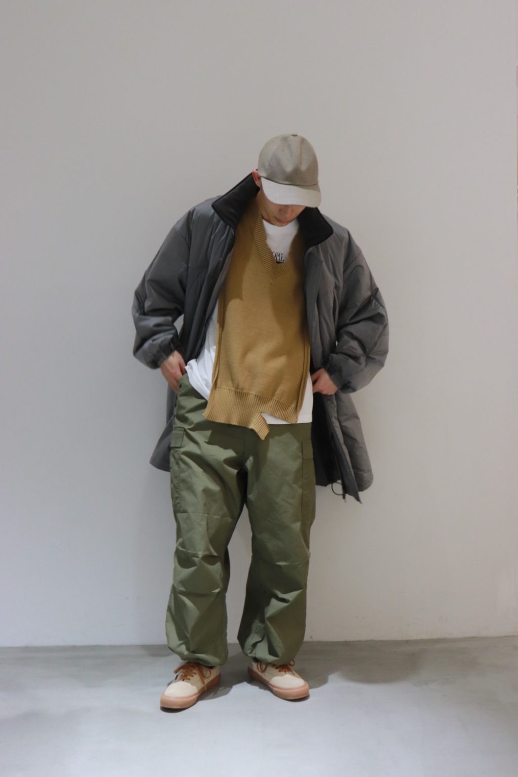 0501 adidas トラックジャケット デサント ウール ベージュ 4号
