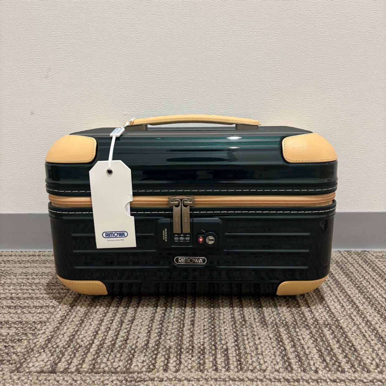 リモワ ボサノバ ビューティーケース 870.38 新品 13リットル | リモワ