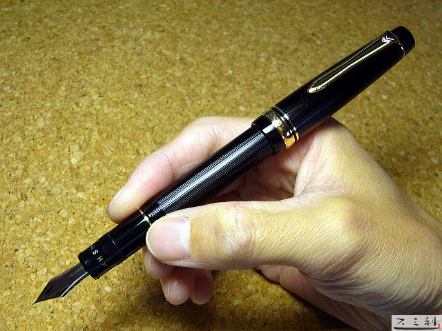 パイロット ジャスタス95万年筆 書き味調整機能付き万年筆 スミ利で