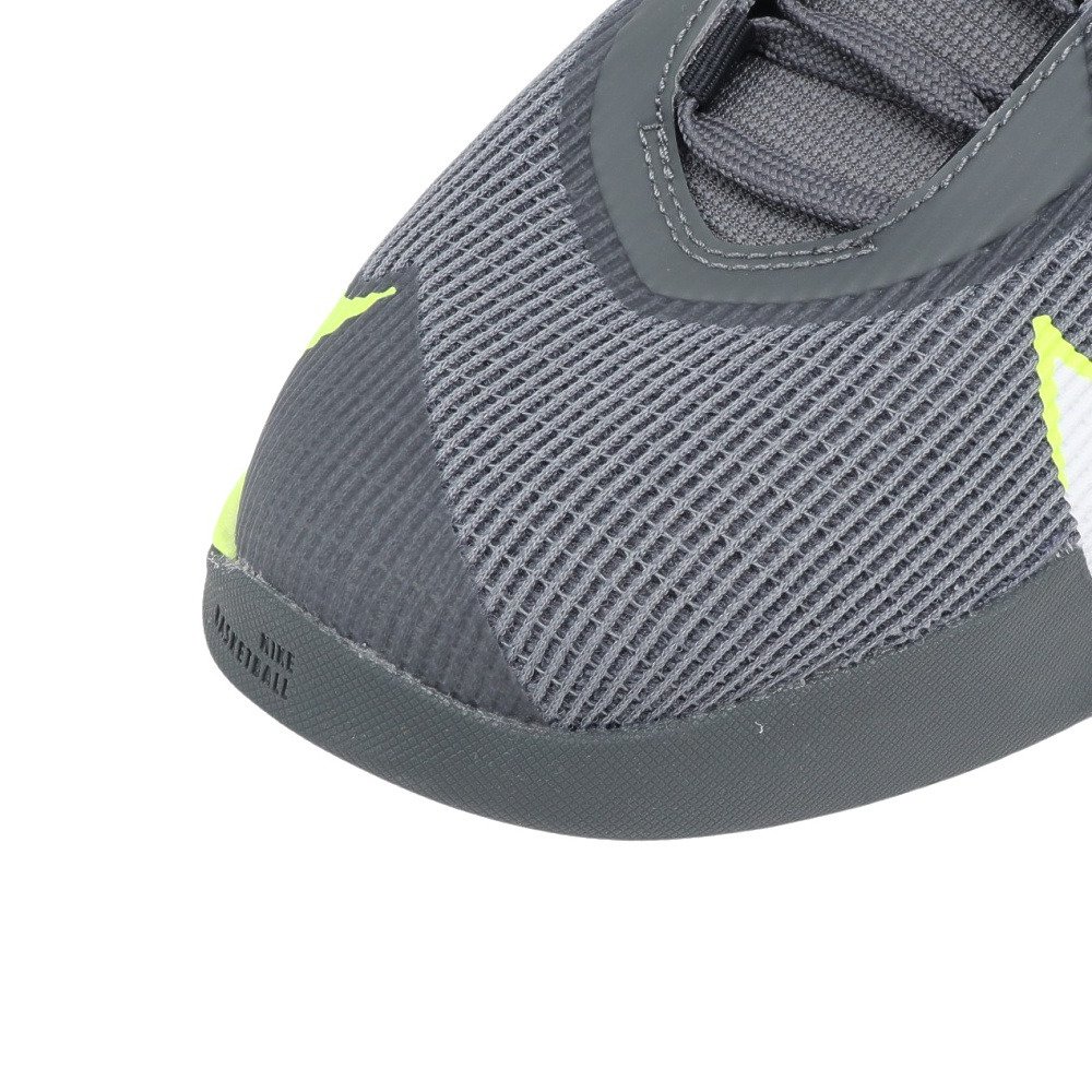 ナイキ（NIKE）（メンズ、レディース）バスケットシューズ バッシュ