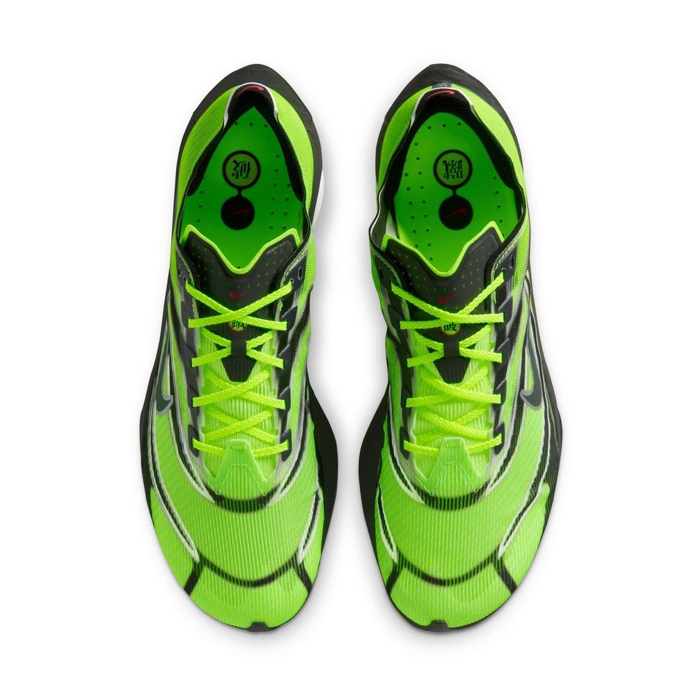 ナイキ（NIKE）（メンズ）ランニングシューズ トレーニングシューズ