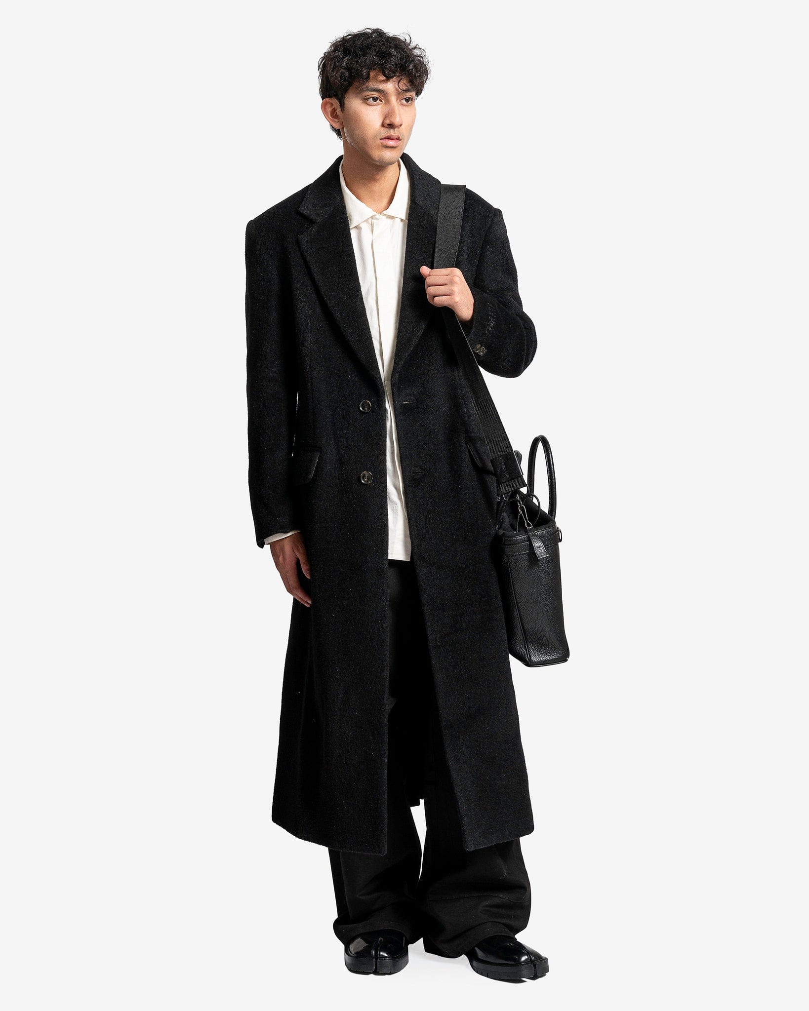 Wool Coat in Black – SVRN