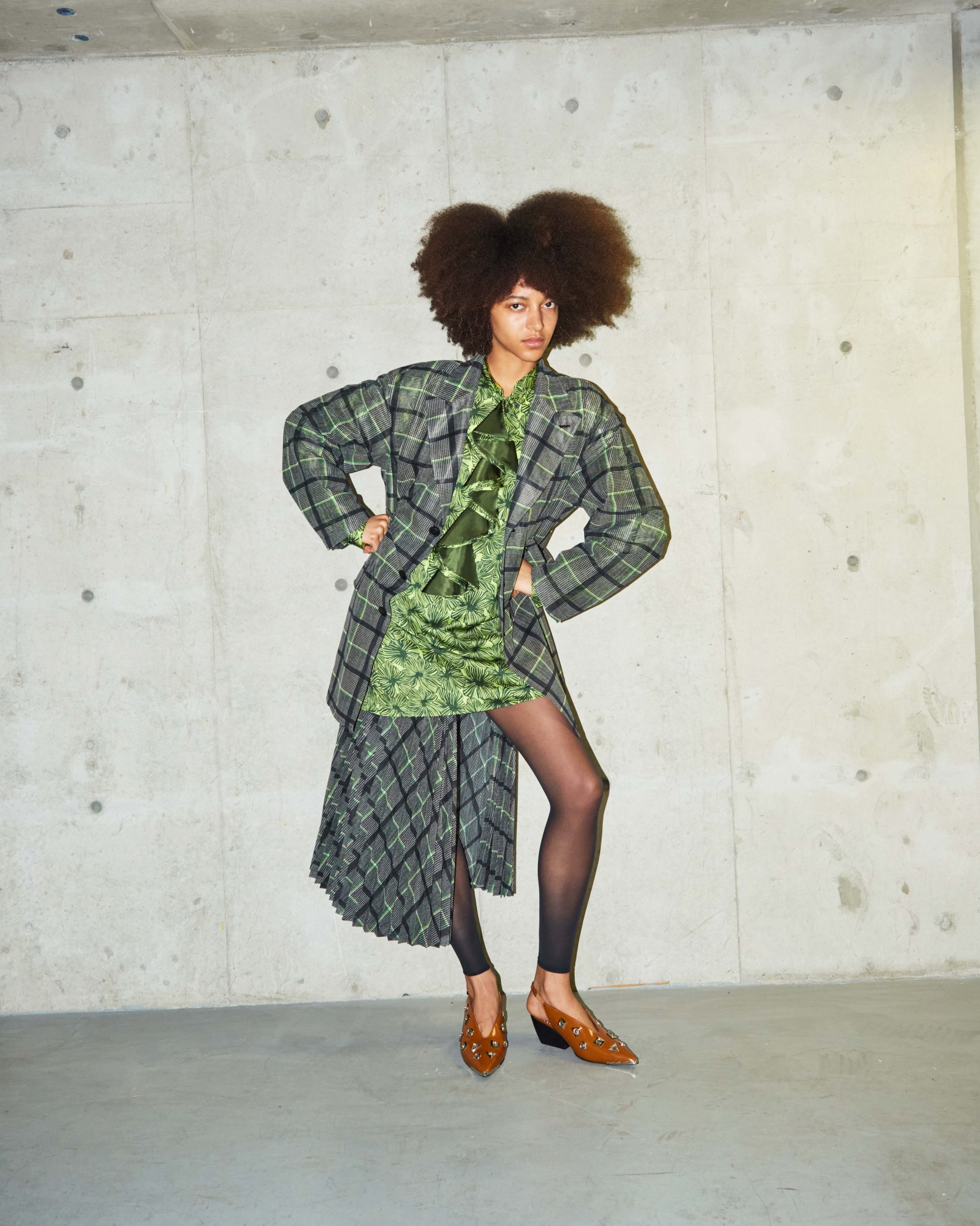 LOOK】TOGA PULLA – SPRING SUMMER 2025｜特集｜PARIGOT ONLINE
