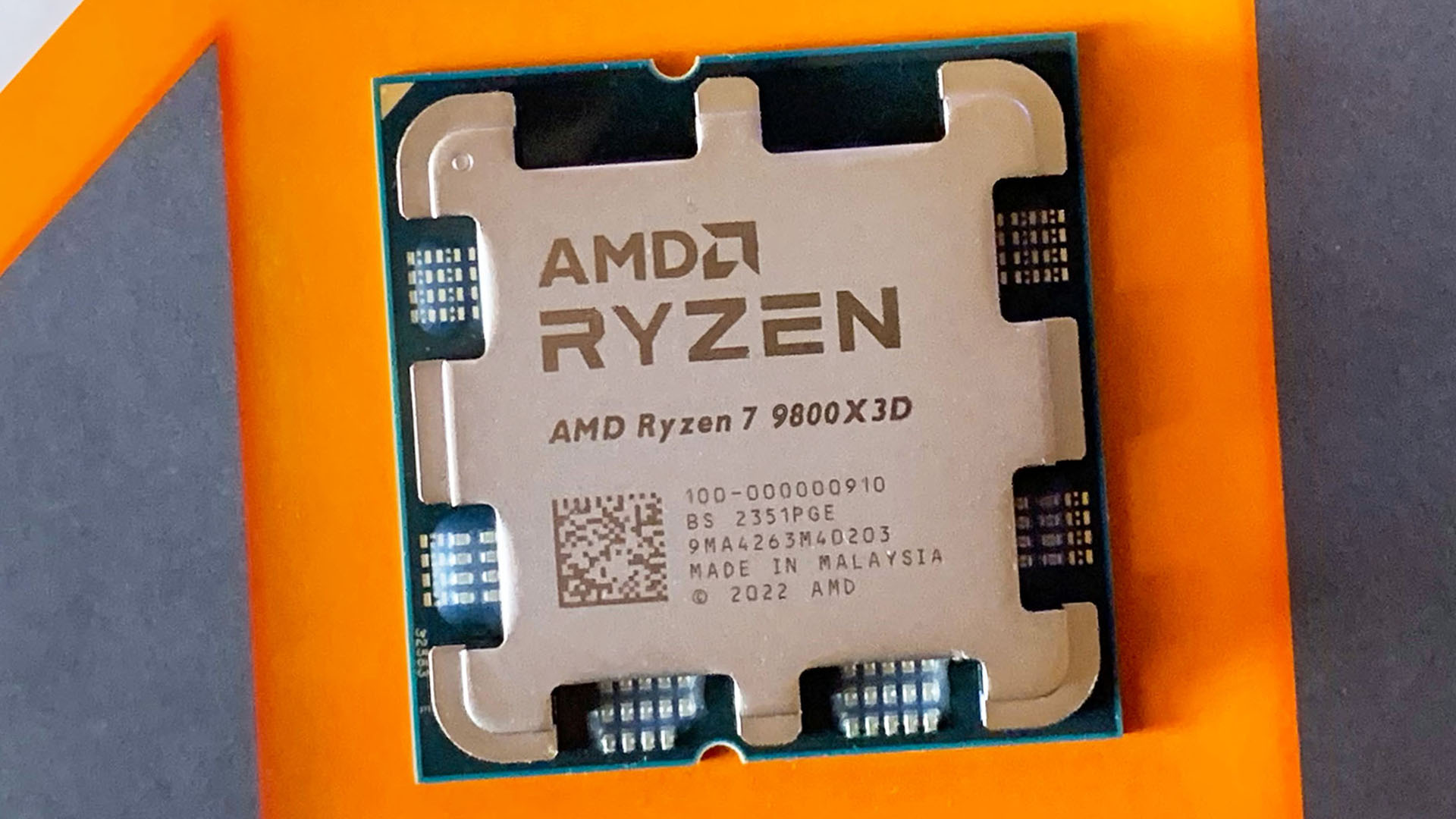 amd-ryzen-9-9800x3d-mockup.jpg