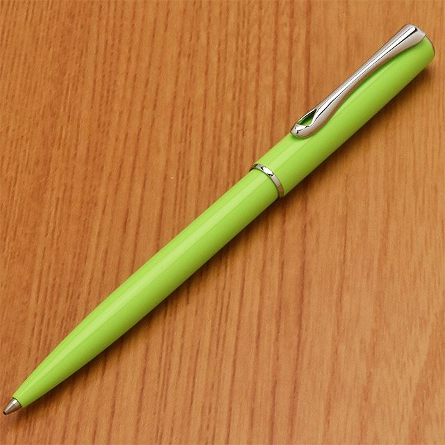 DIPLOMAT ディプロマット ボールペン トラベラー ルミ グリーン