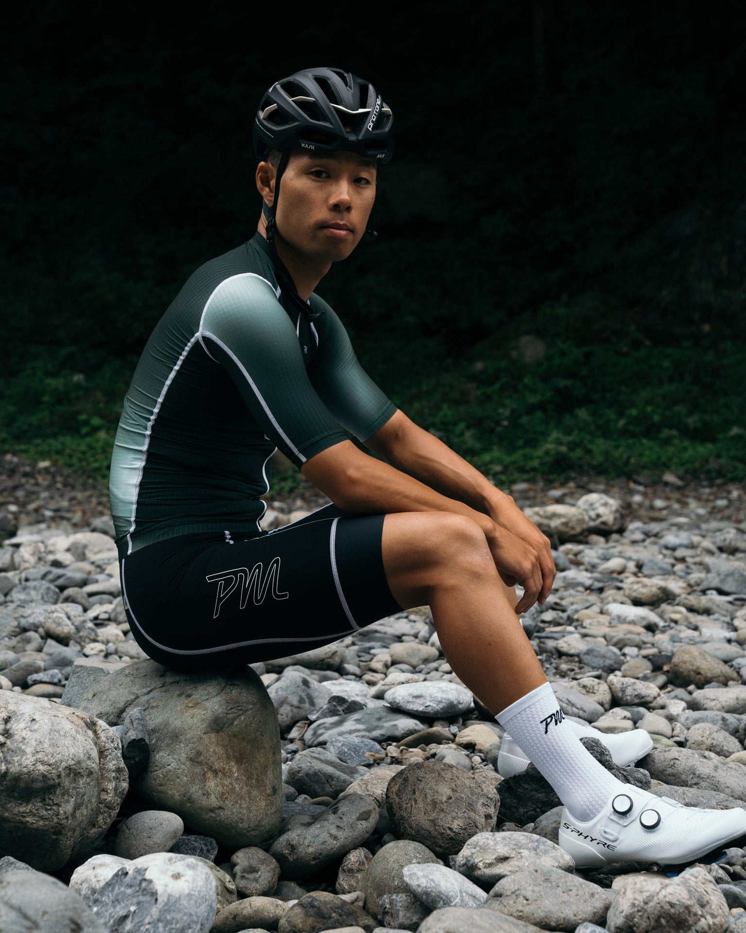 Mens Pro Vapour Cycling Bib - Black White | Pedal Mafia | Pedal