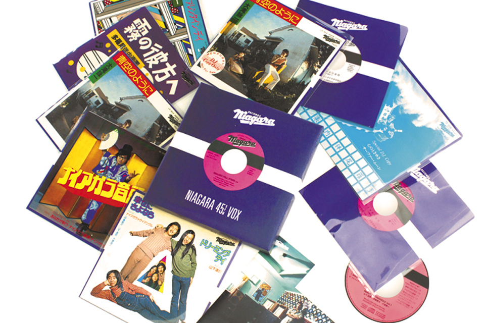 大瀧詠一の7インチレコードボックス「NIAGARA 45RPM VOX」。貴重な