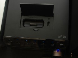 ケンウッド、デジタル伝送対応のiPodドック搭載コンポ“Kseries”「K-521