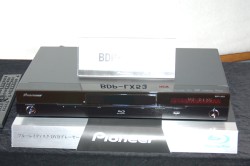パイオニア、iPhone/iPod touchで操作できるBDプレーヤー「BDP-LX53