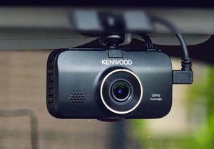 使い勝手を極めた」2カメラドライブレコーダー。ケンウッド「DRV-MR760