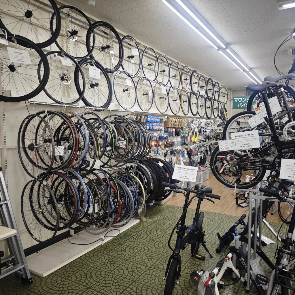 スポーツ専門リサイクルショップ フィールドギア浜松宮竹店のご紹介