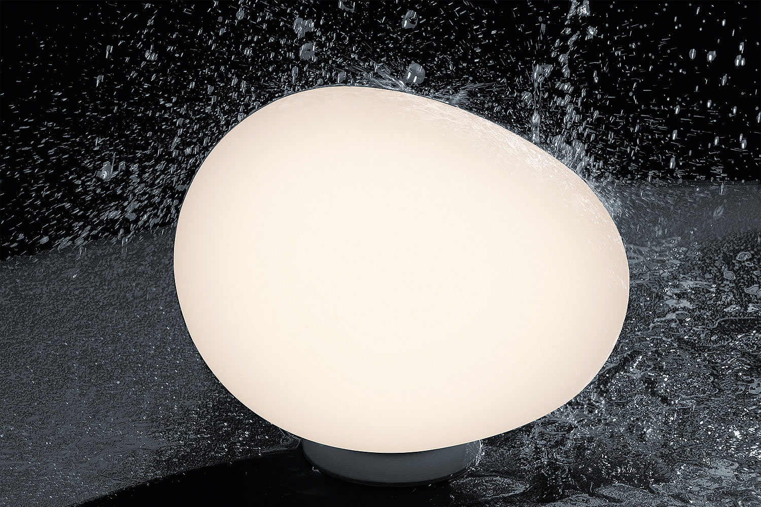 Gregg Outdoor Floor Lamp by Foscarini • room service 360°