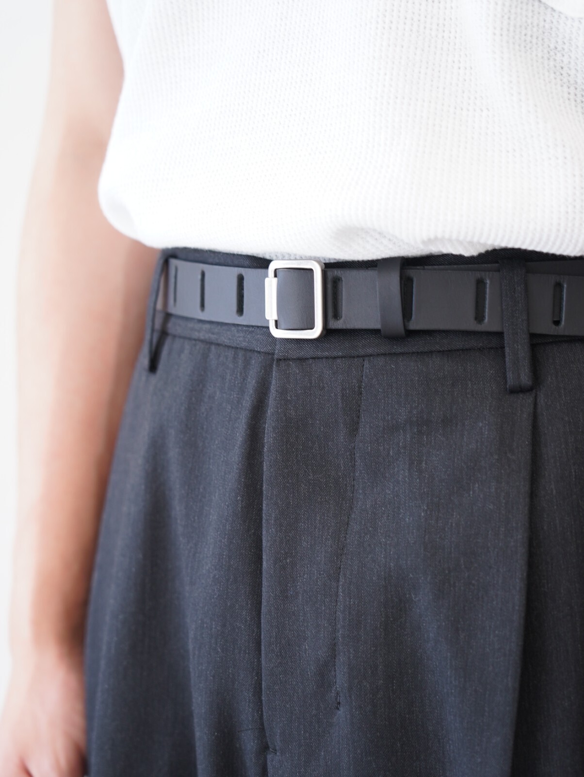 ナローレザーベルト - ヨーク レディース & メンズ｜公式通販サイト