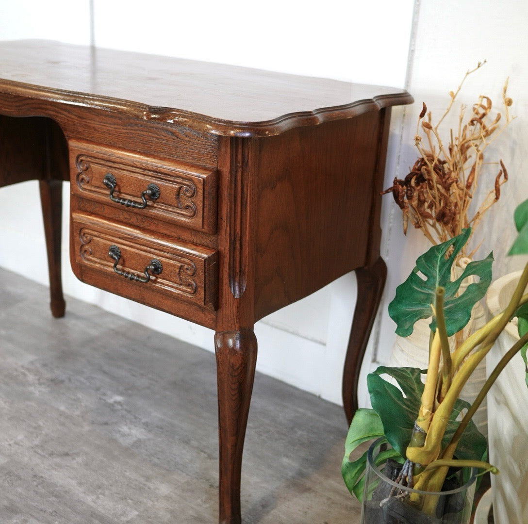 三越ブルージュ / Brugge オーク材 デスク アンティーク風 猫脚 中古