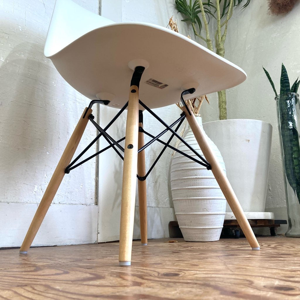 ハーマンミラー / Herman Miller サイドシェルチェア ホワイト