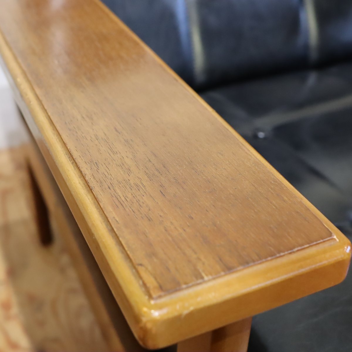 karimoku / カリモク家具 アームソファ Kチェア スタンダードブラック