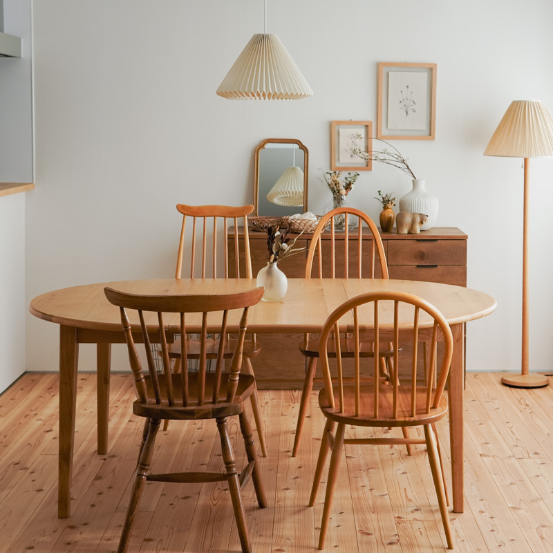 わたしの愛用品-名作アーコールチェアと合わせたい伸長式ダイニング