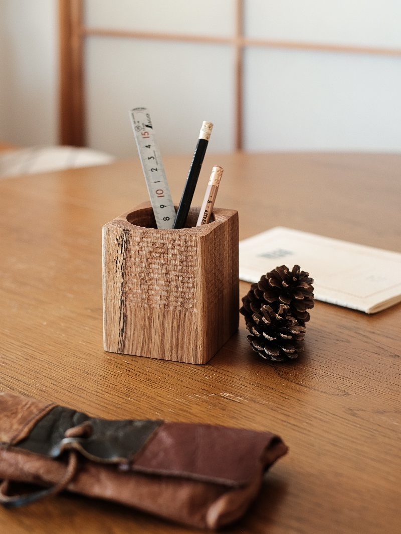 My DIY HOME -木彫りの模様を施した木製ペンスタンドをDIY! ｜家具