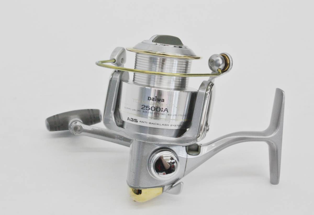 ダイワ トーナメントZ 2500iTスピニングリール Daiwa TOURNAMENT-Z