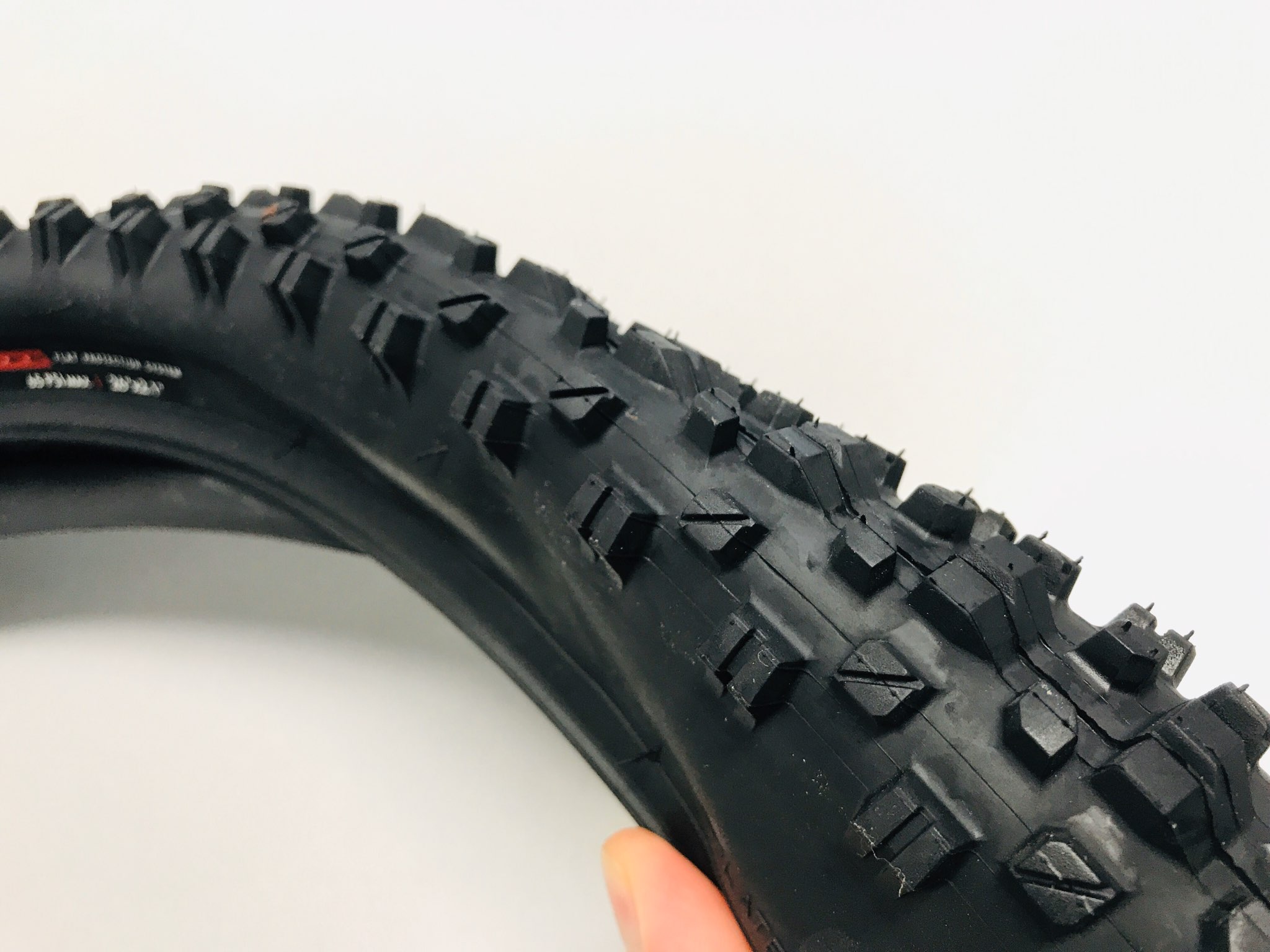 おすすめの26インチ マウンテンバイク用タイヤ