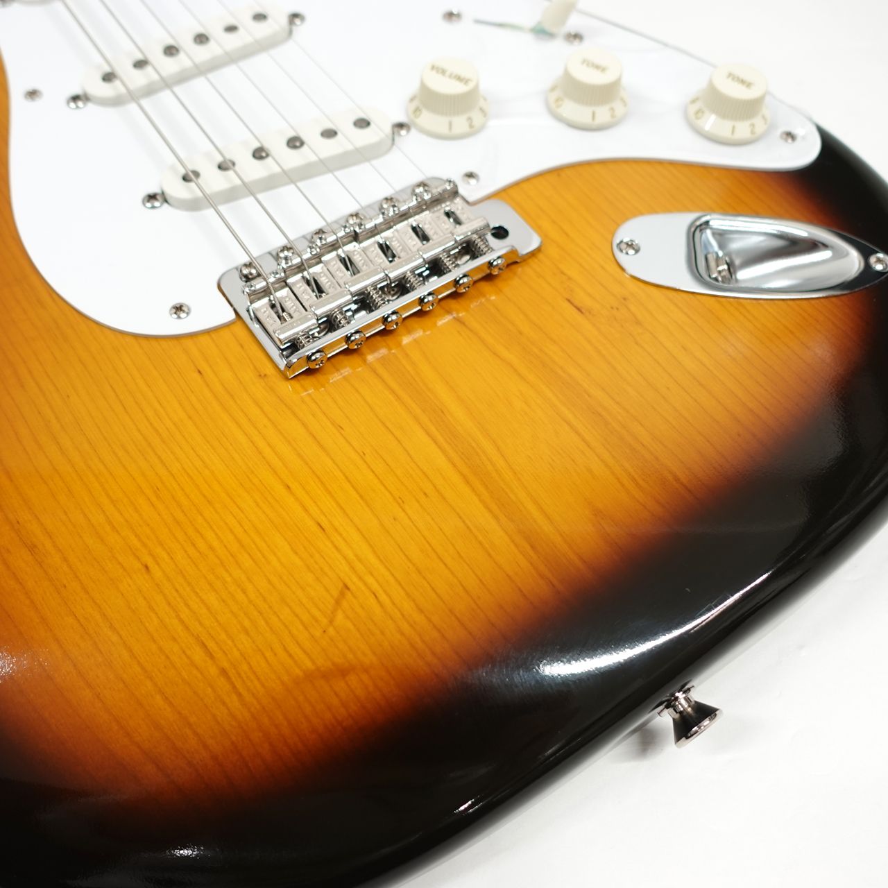 Vanzandt ヴァンザント STV-R1 1-piece Ash Body / 2 Tone Sunburst