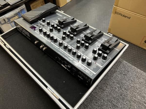 BOSS ボス ME-80 【エフェクターボード+シールド3mx2本+ACアダプター