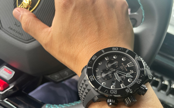 エドックス「クロノオフショア1 クロノグラフ ジャパン リミテッド